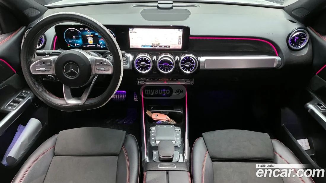 Mercedes-Benz GLB 35 AMG - фото 7