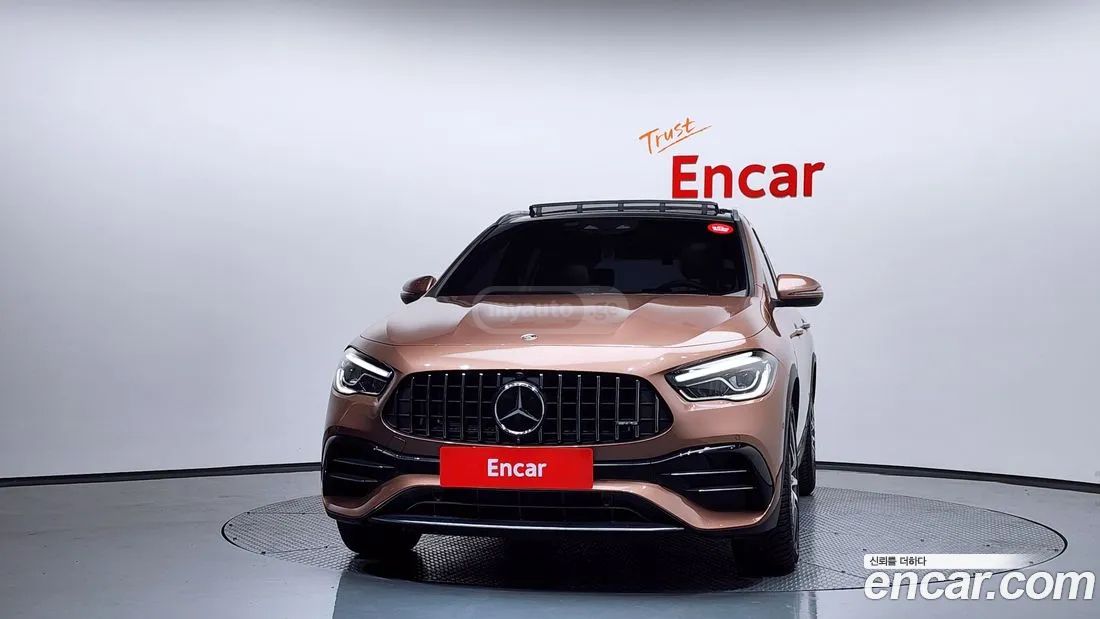 Mercedes-Benz GLA 45 AMG - фото 3