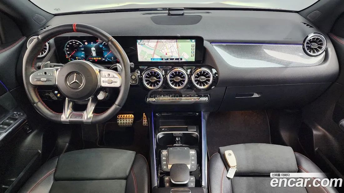 Mercedes-Benz GLA 45 AMG - фото 7