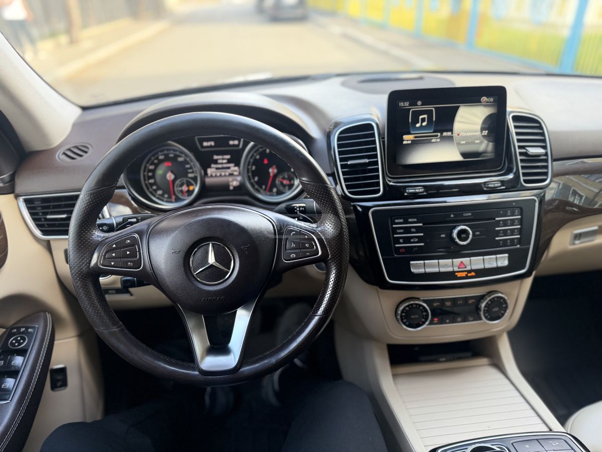 Mercedes-Benz GLE 350 - фото 6