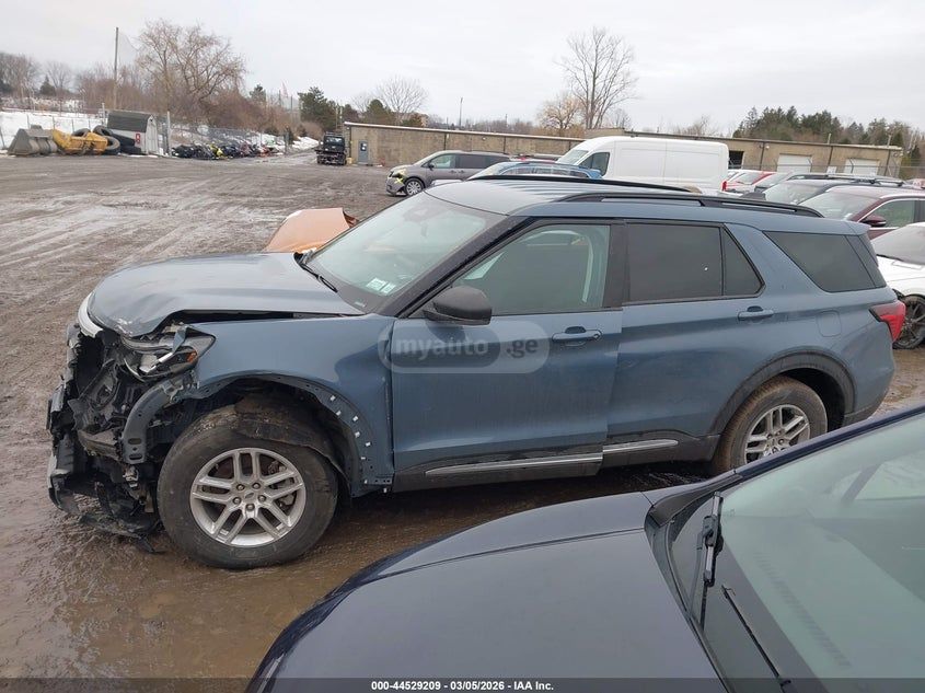 Ford Explorer 2025 — миниатюра 13