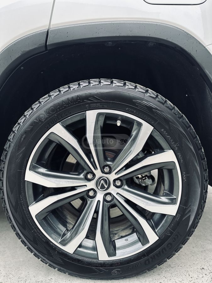 Lexus RX 350 - фото 4