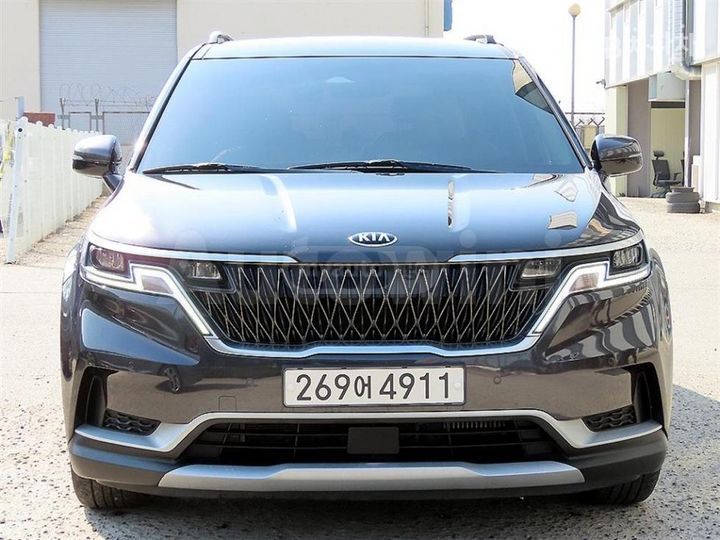 Kia Sedona - фото 1