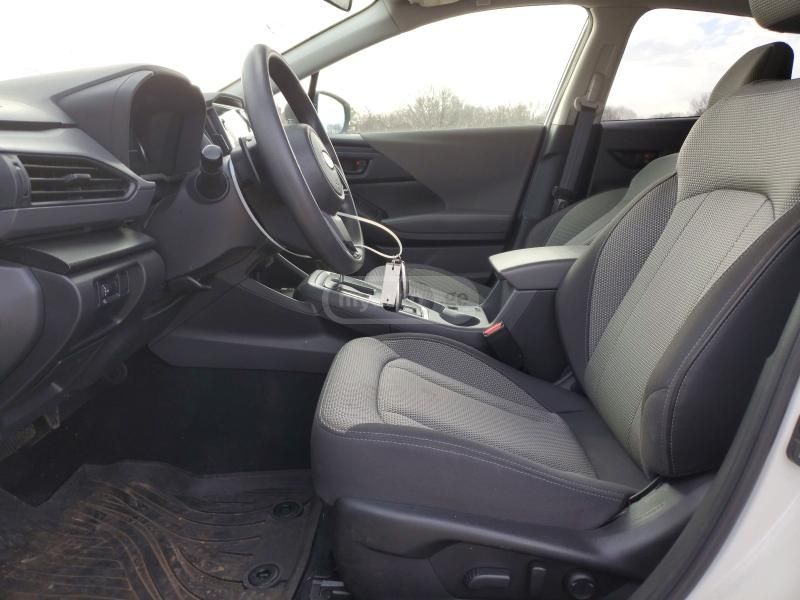 Subaru Premium 4dr All Wheel Drive CV — миниатюра 11