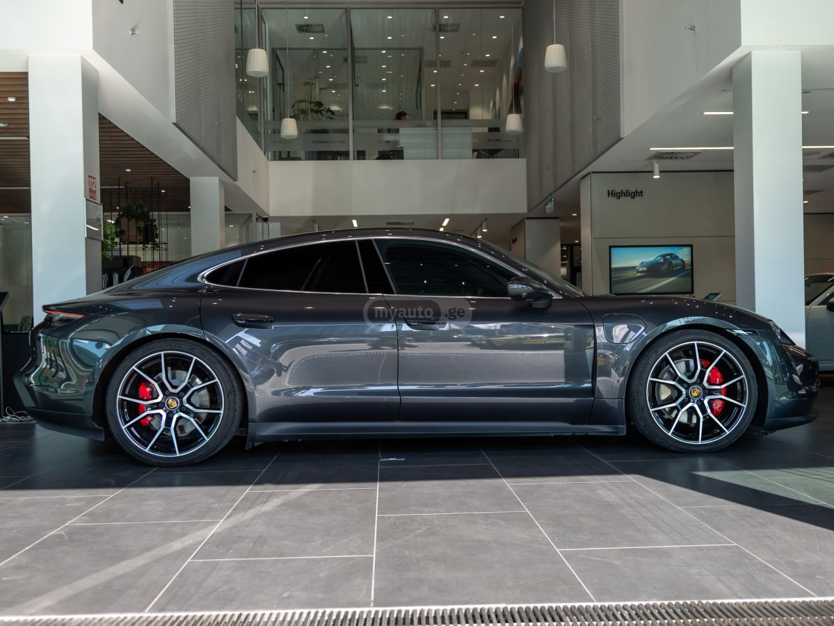 Porsche Taycan 4 S 2023 — миниатюра 5