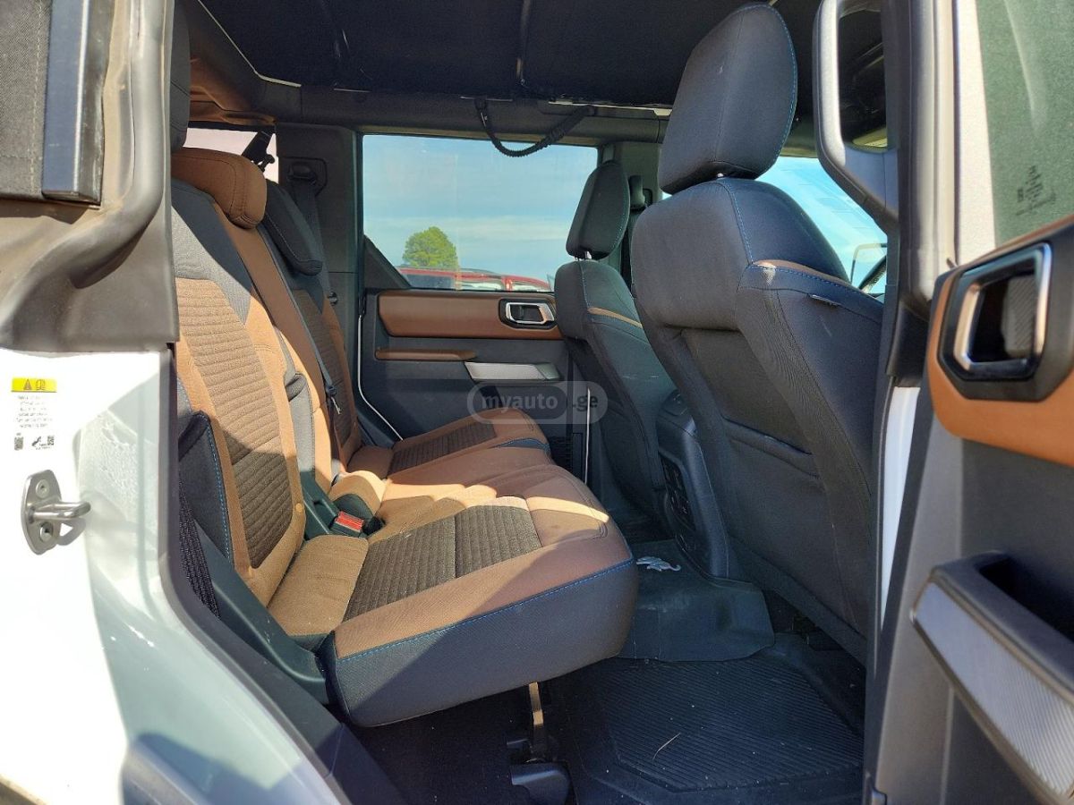 Ford Bronco - фото 10