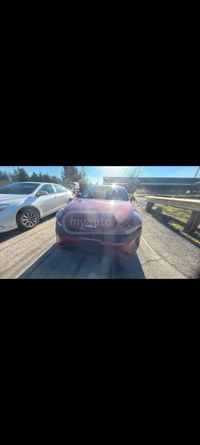 Kia K5 - фото 15