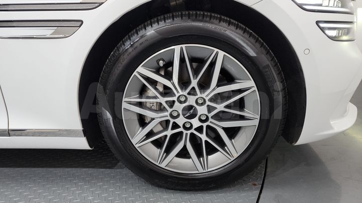 Hyundai Genesis 2025 — миниатюра 5