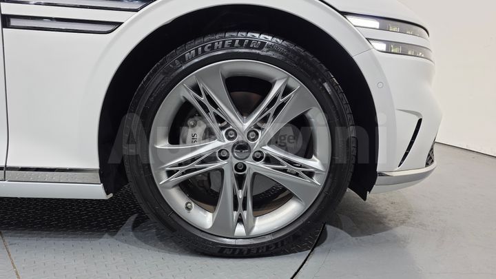 Hyundai Genesis 2025 — миниатюра 5