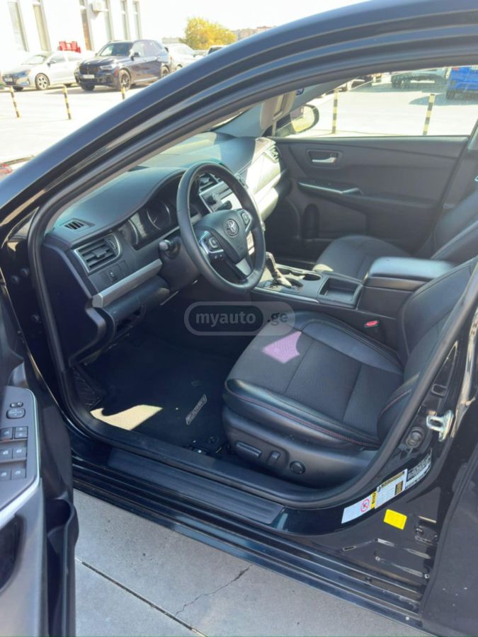 Toyota Camry - фото 7