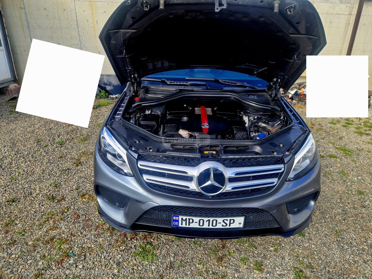 Mercedes-Benz GLE 400 - фото 2