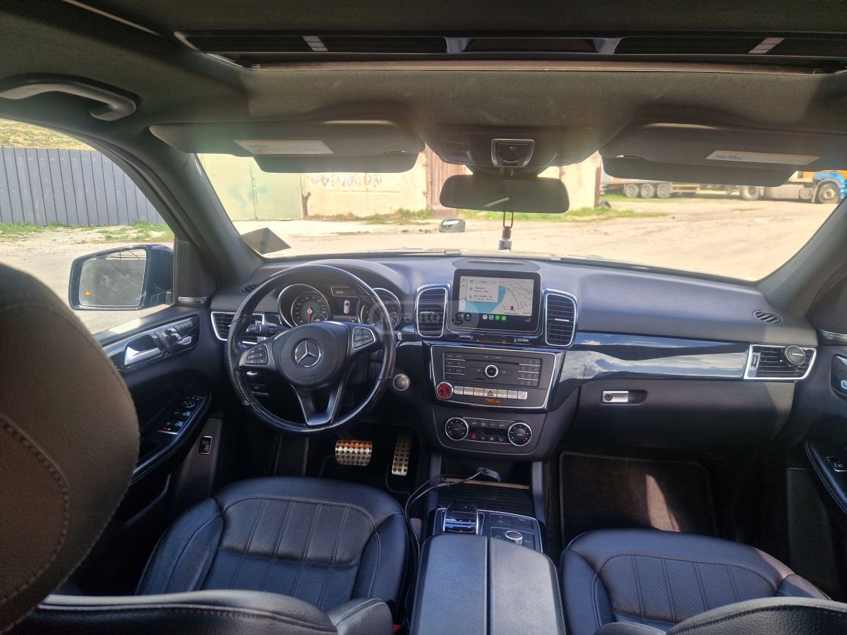 Mercedes-Benz GLE 400 - фото 3