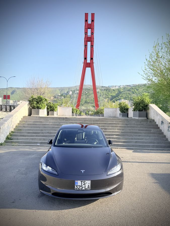 Tesla Model 3 2025 — фото 2 купить в Москве