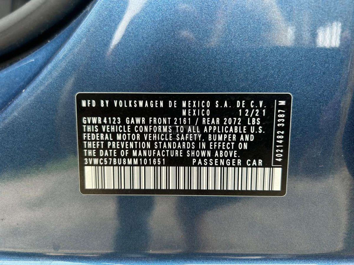 Volkswagen Jetta - фото 13