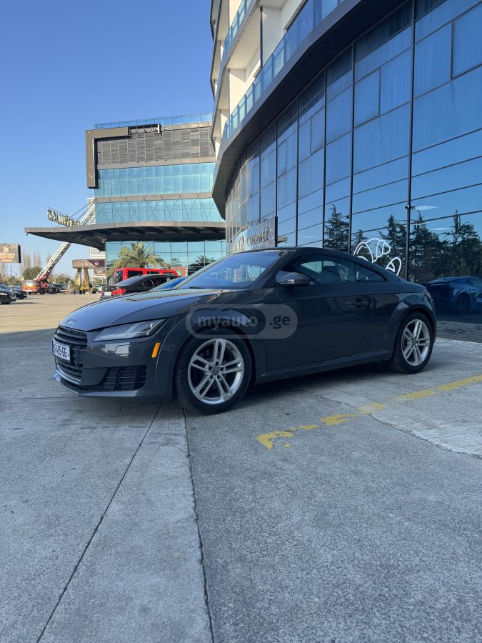 Audi TT - фото 2