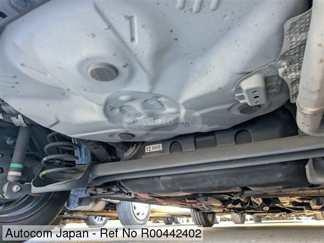 Toyota Aqua - фото 15