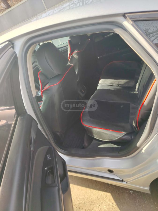 Ford Fusion - фото 3