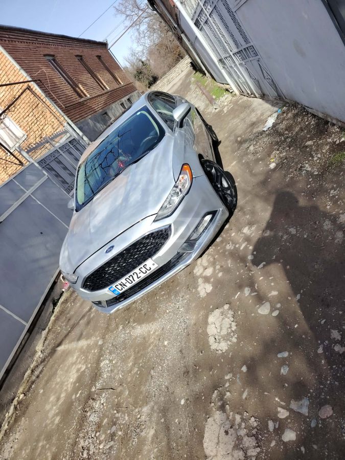 Ford Fusion - фото 9