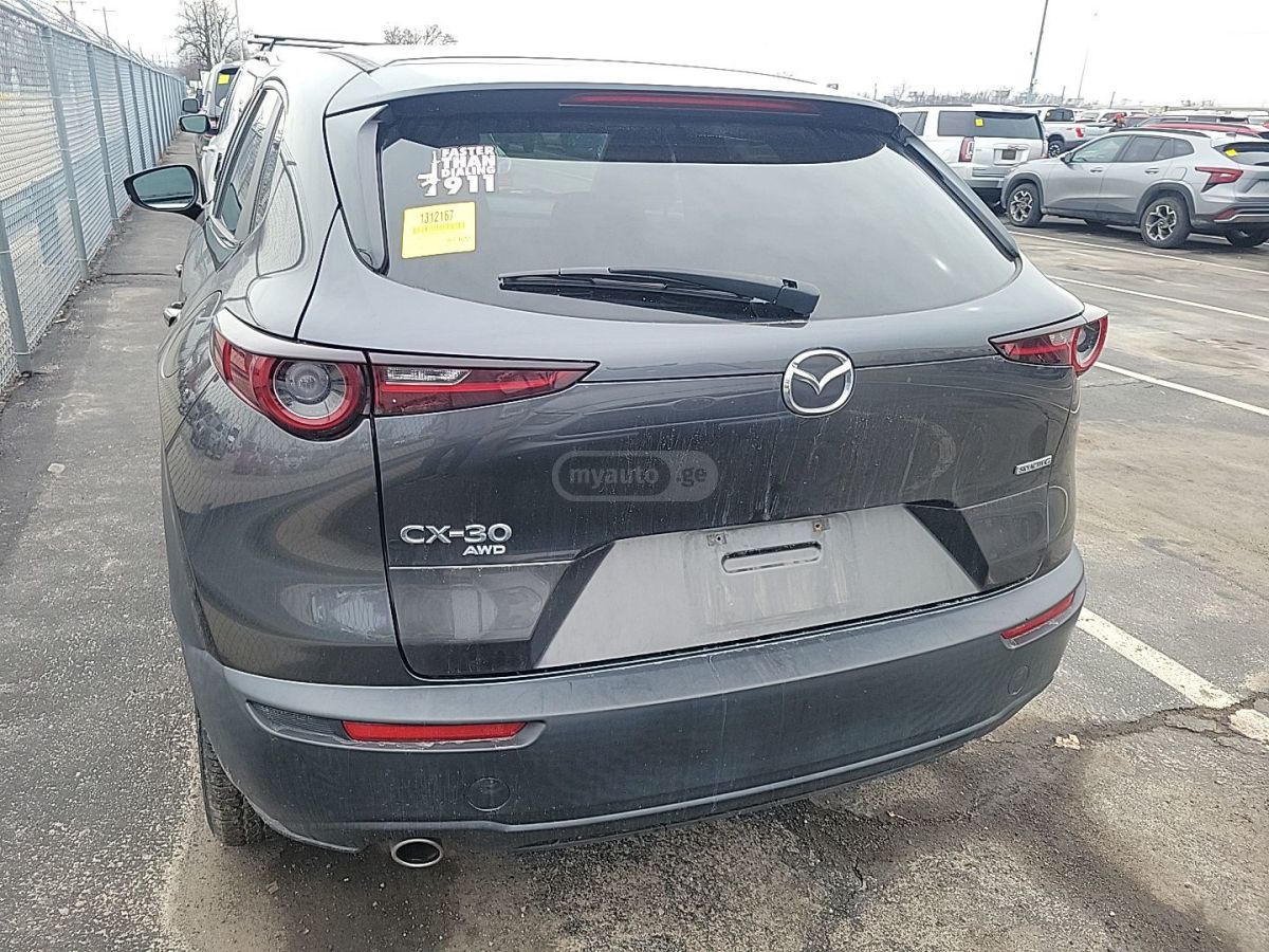 Mazda CX-30 - фото 4