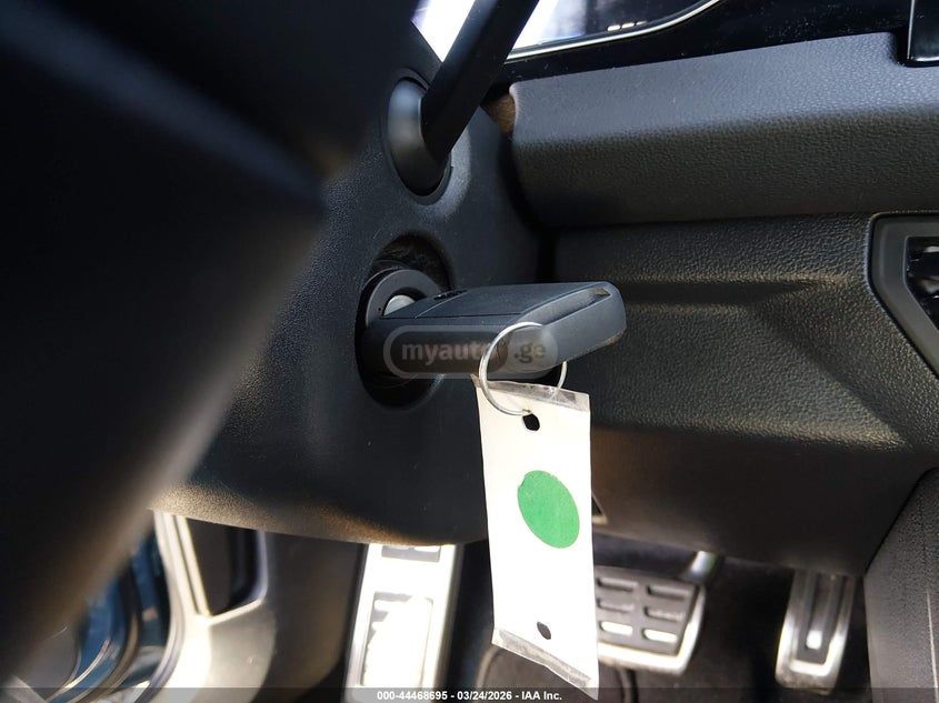 Volkswagen Jetta - фото 14