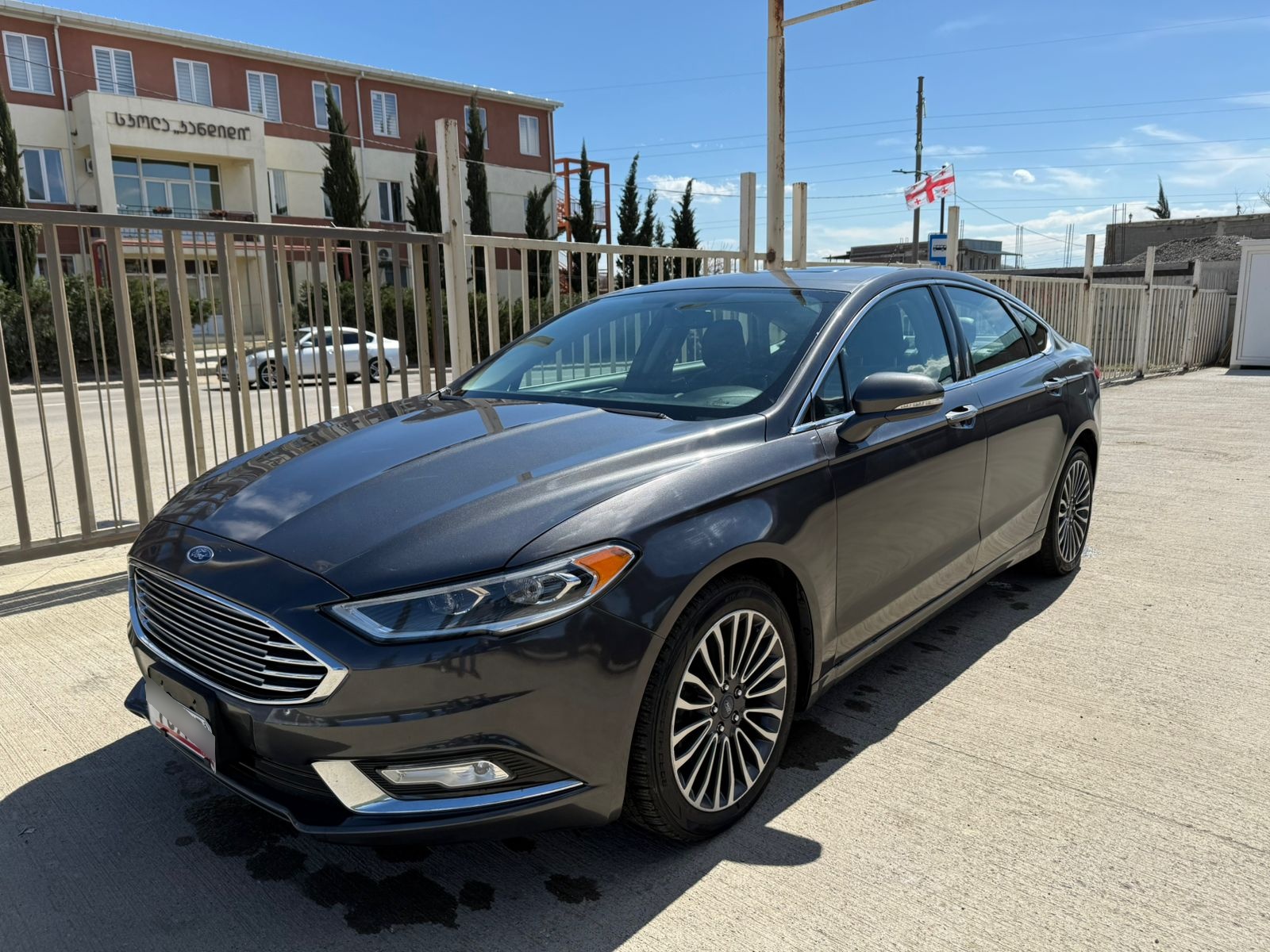 Ford Fusion - фото 7