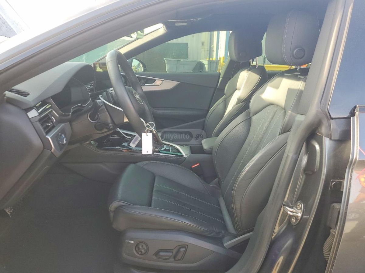 Audi A5 - фото 7