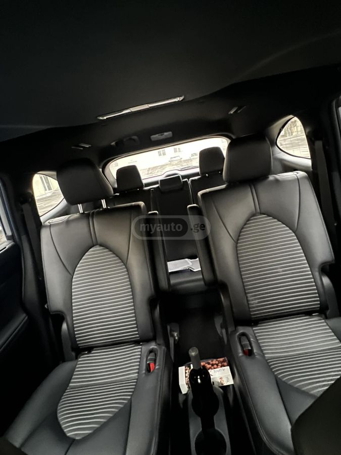 Toyota XSE — миниатюра 6