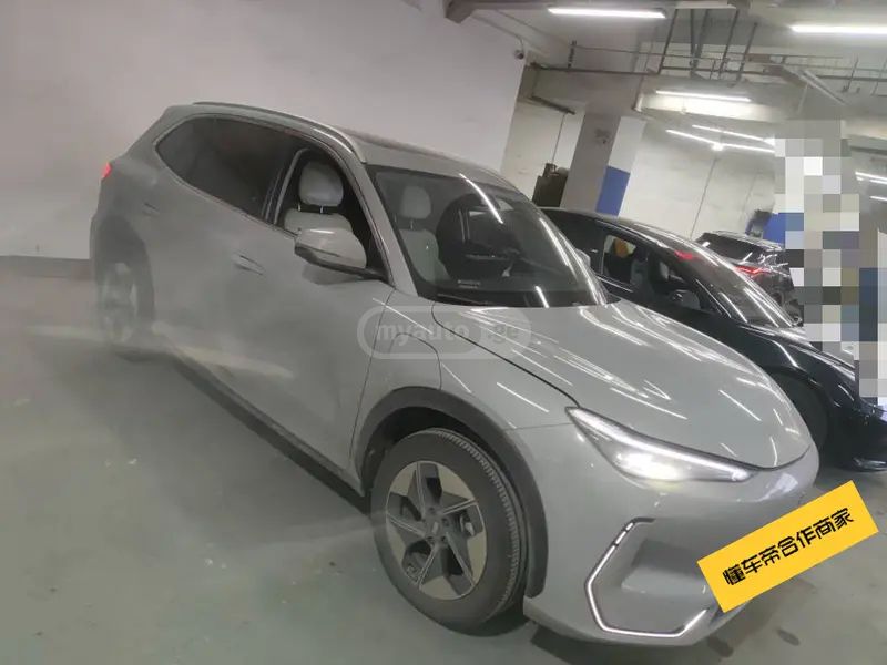 Geely Galaxy E5 - фото 2