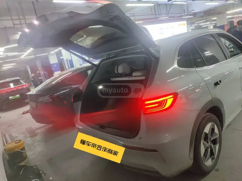 Geely Galaxy E5 - фото 4