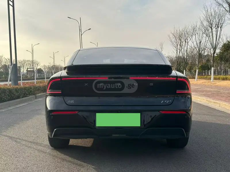 XPeng P7 2024 — миниатюра 5