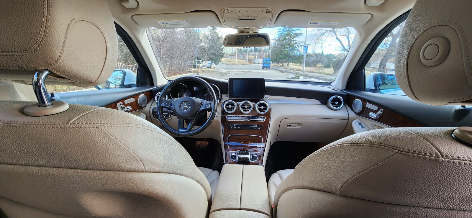 Mercedes-Benz GLC 300 - фото 12