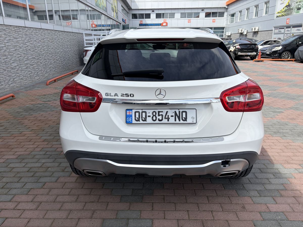 Mercedes-Benz GLA 250 - фото 6