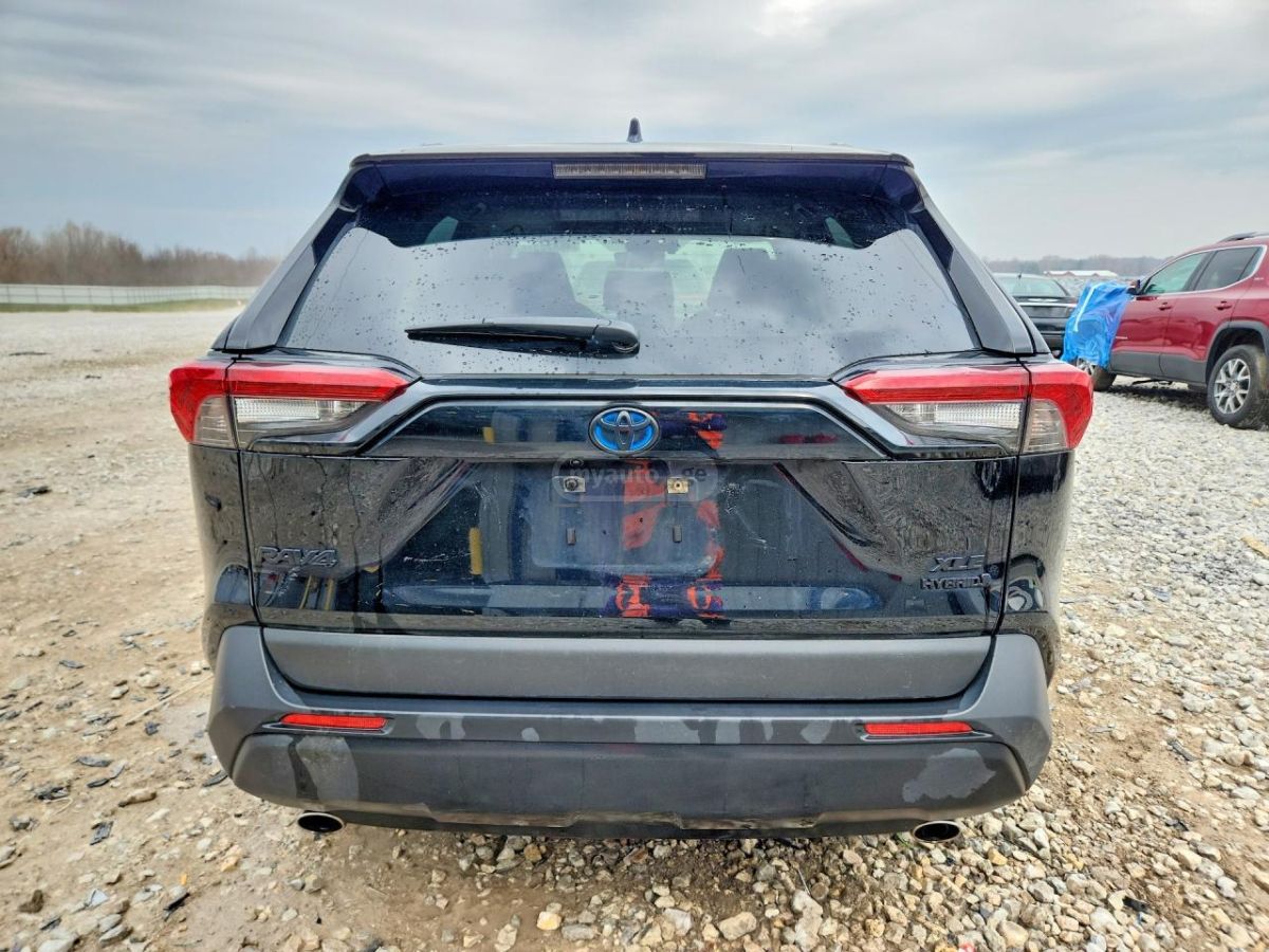 Toyota Rav 4 - фото 6