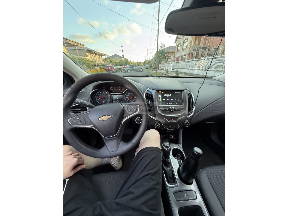 Chevrolet Cruze - фото 2