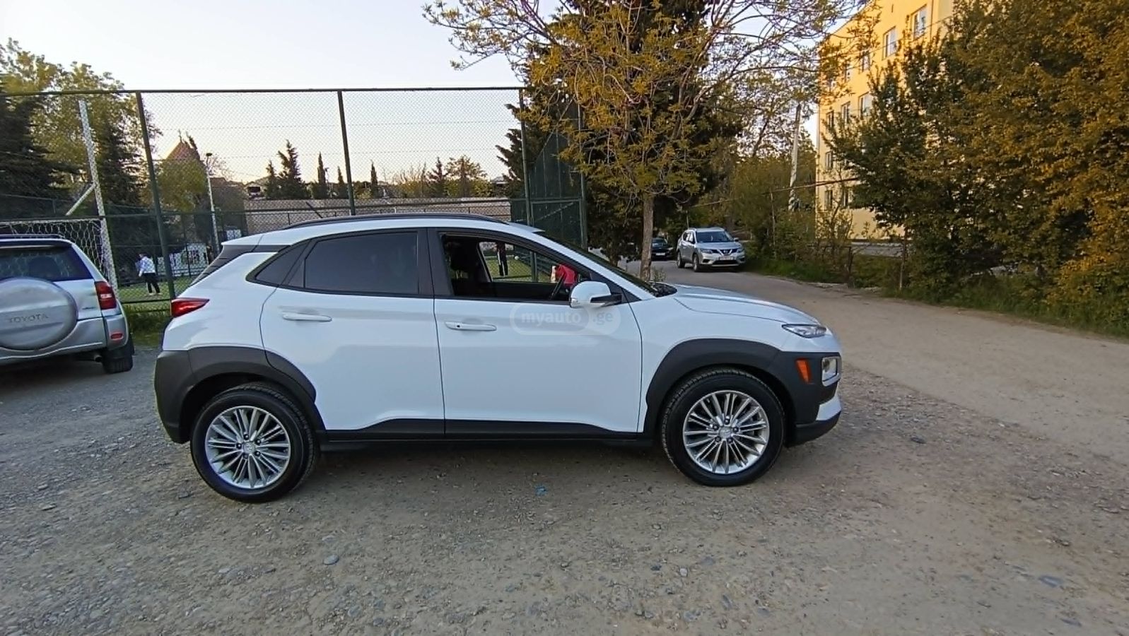 Hyundai Kona - фото 14