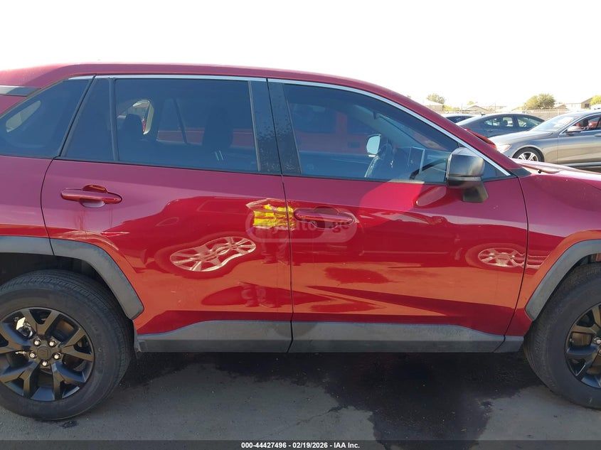 Toyota RAV 4 - фото 13