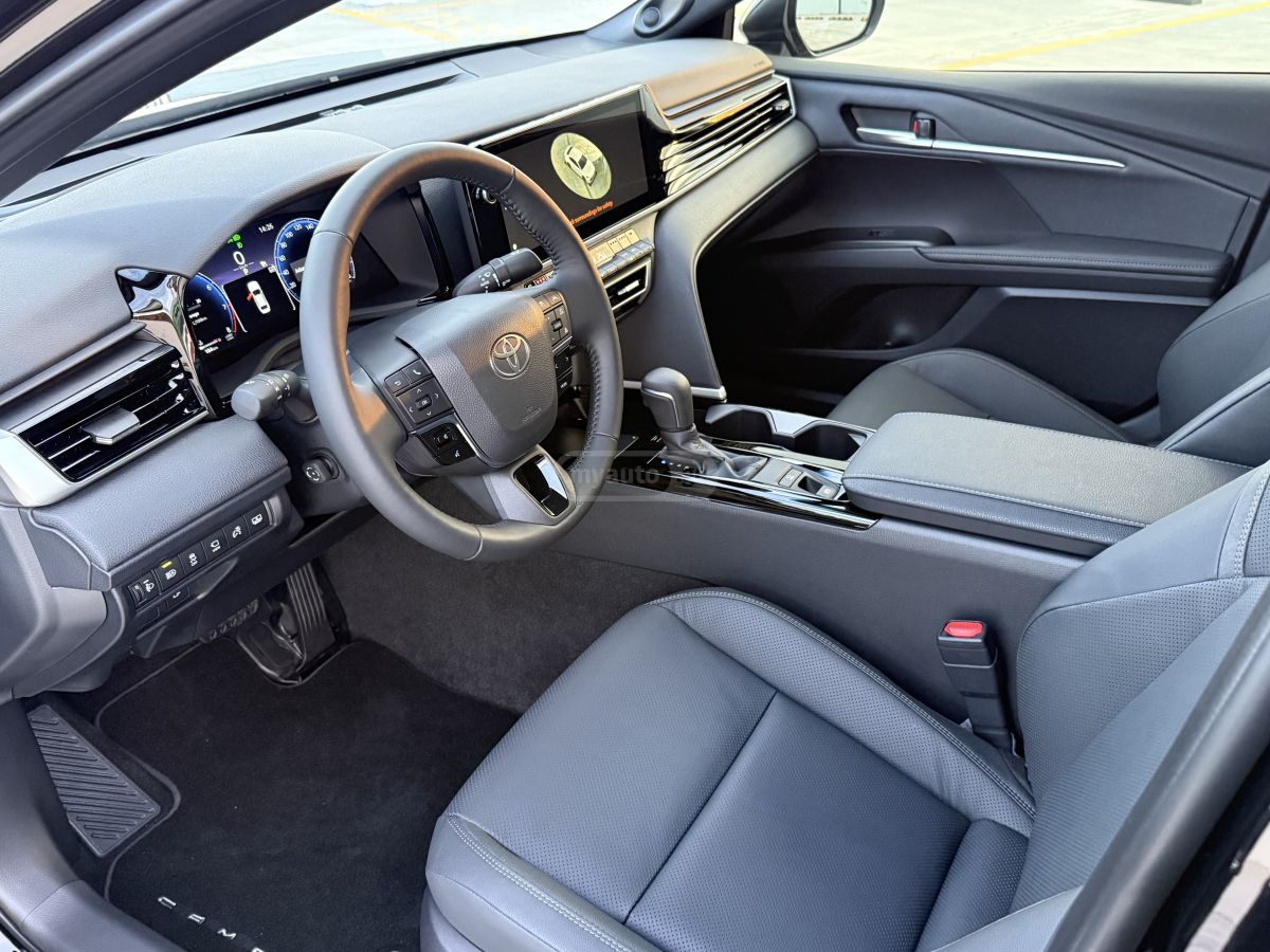 Toyota Camry - фото 10