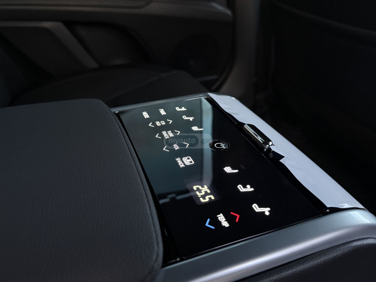 Toyota Camry - фото 14