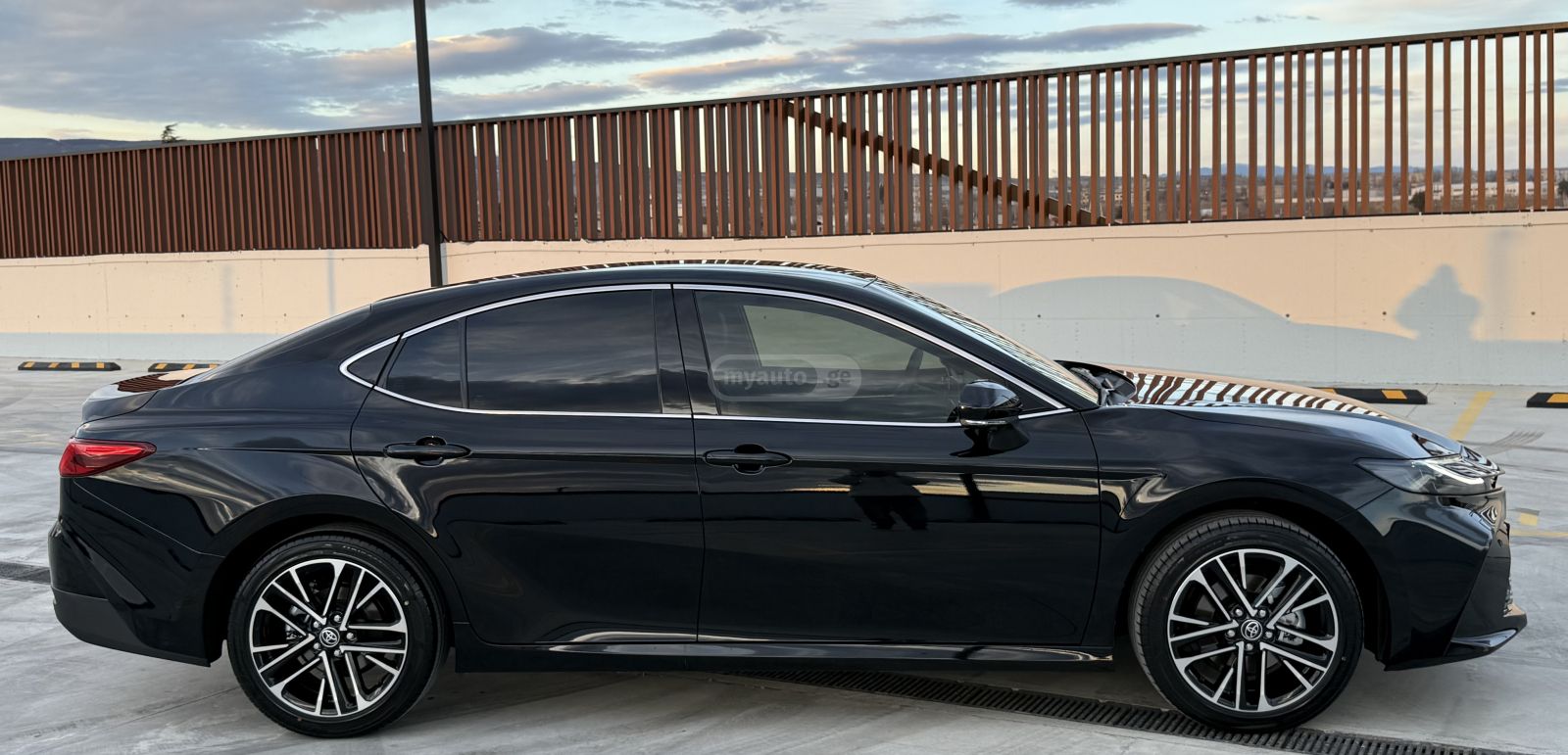Toyota Camry - фото 7