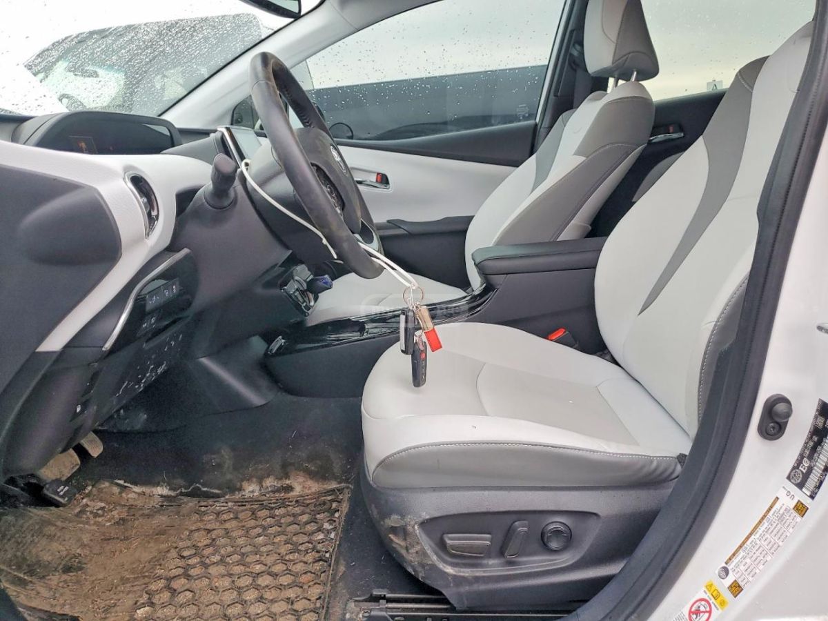 Toyota Prius - фото 6