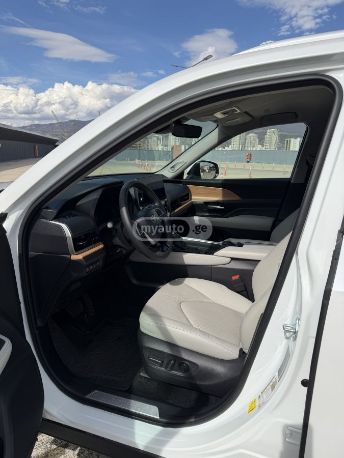Toyota Grand Highlander - фото 13