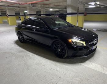 Mercedes-BenzCLA 250
