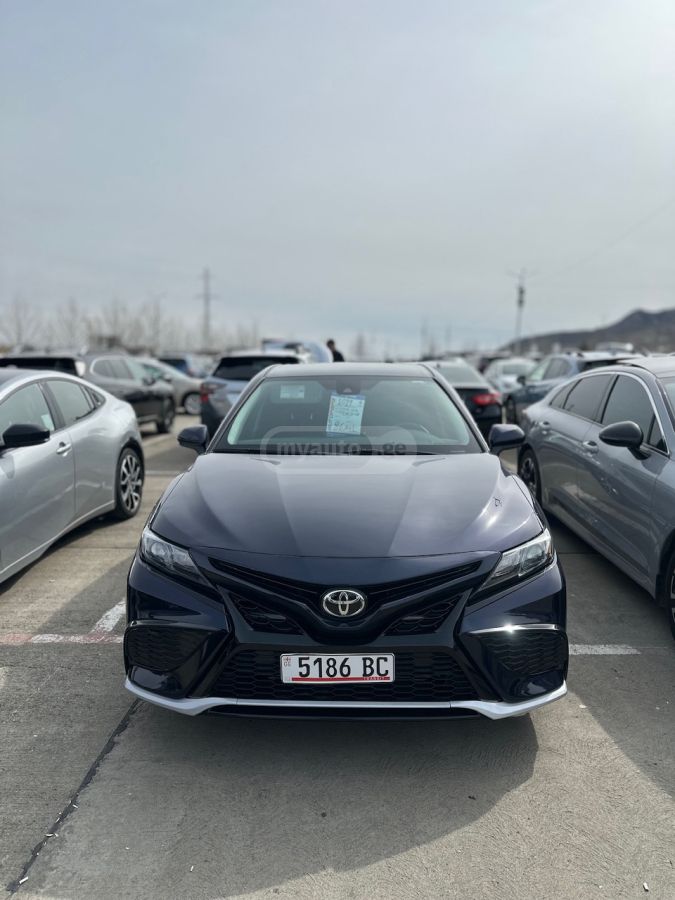 Toyota Camry - фото 8