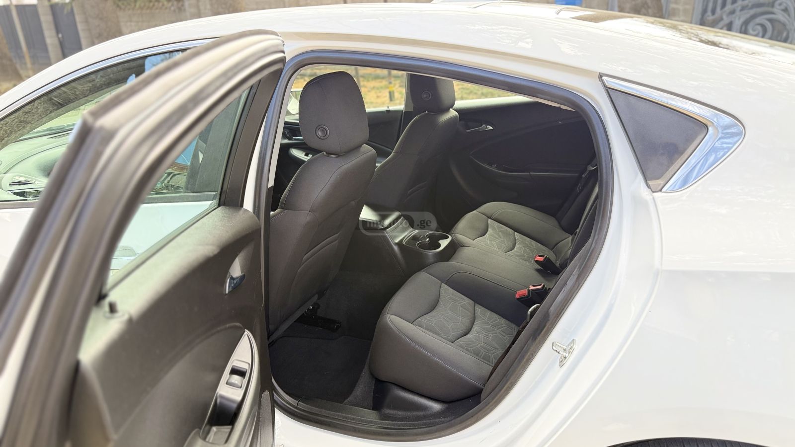 Chevrolet Volt - фото 11