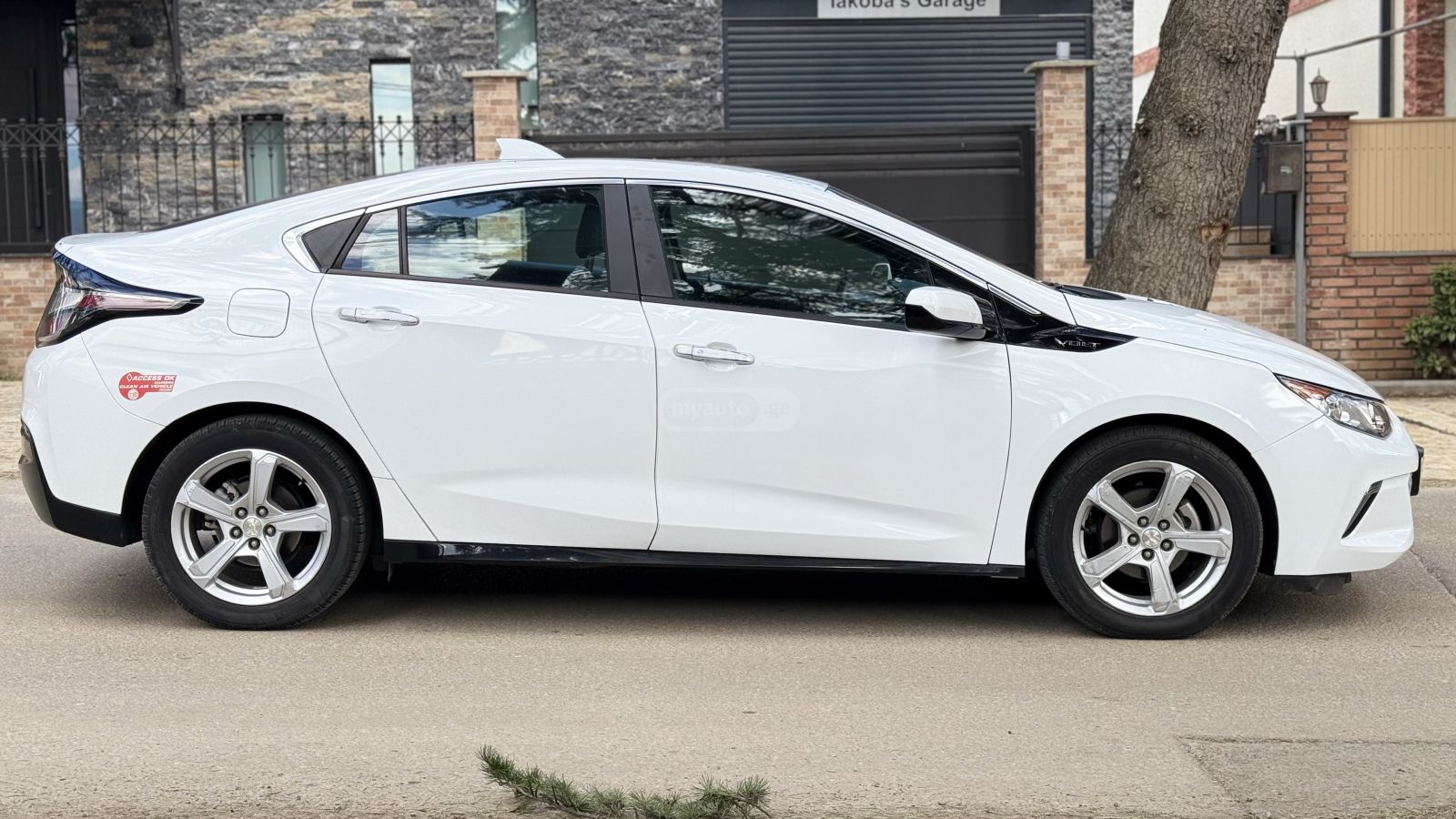 Chevrolet Volt - фото 8