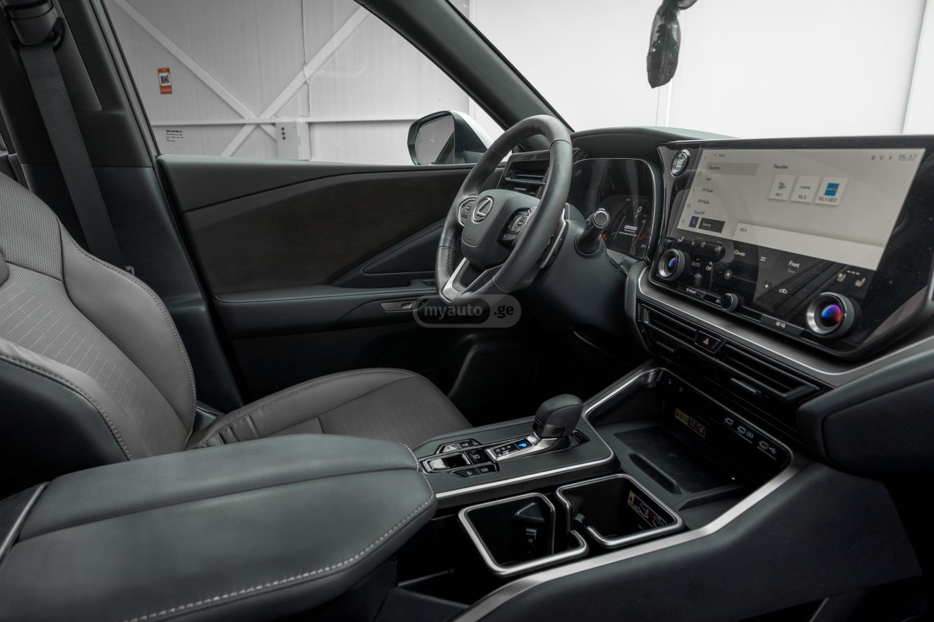 Lexus TX Lexus TX 2025 — миниатюра 9