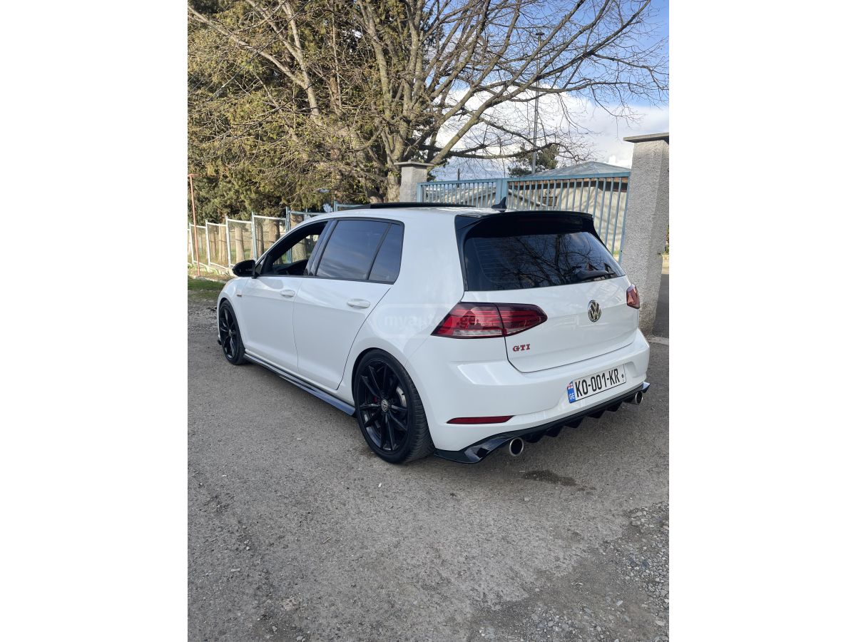 Volkswagen GTI - фото 1