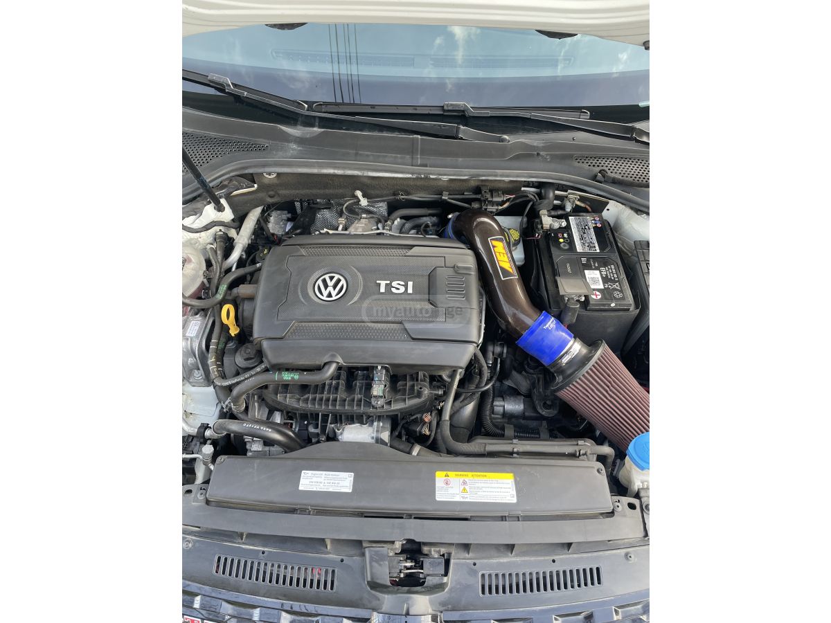 Volkswagen GTI - фото 8