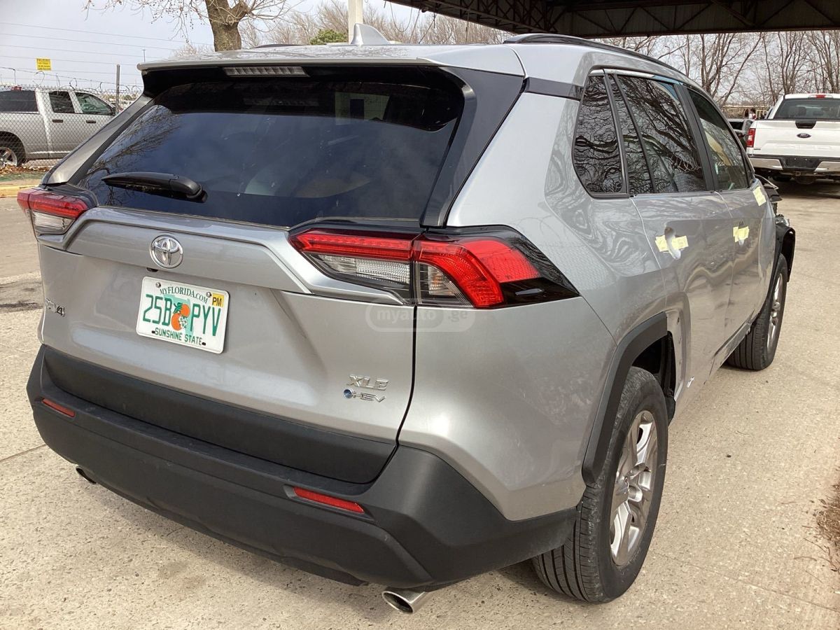 Toyota XLE 4dr All Wheel Drive Automa — миниатюра 3