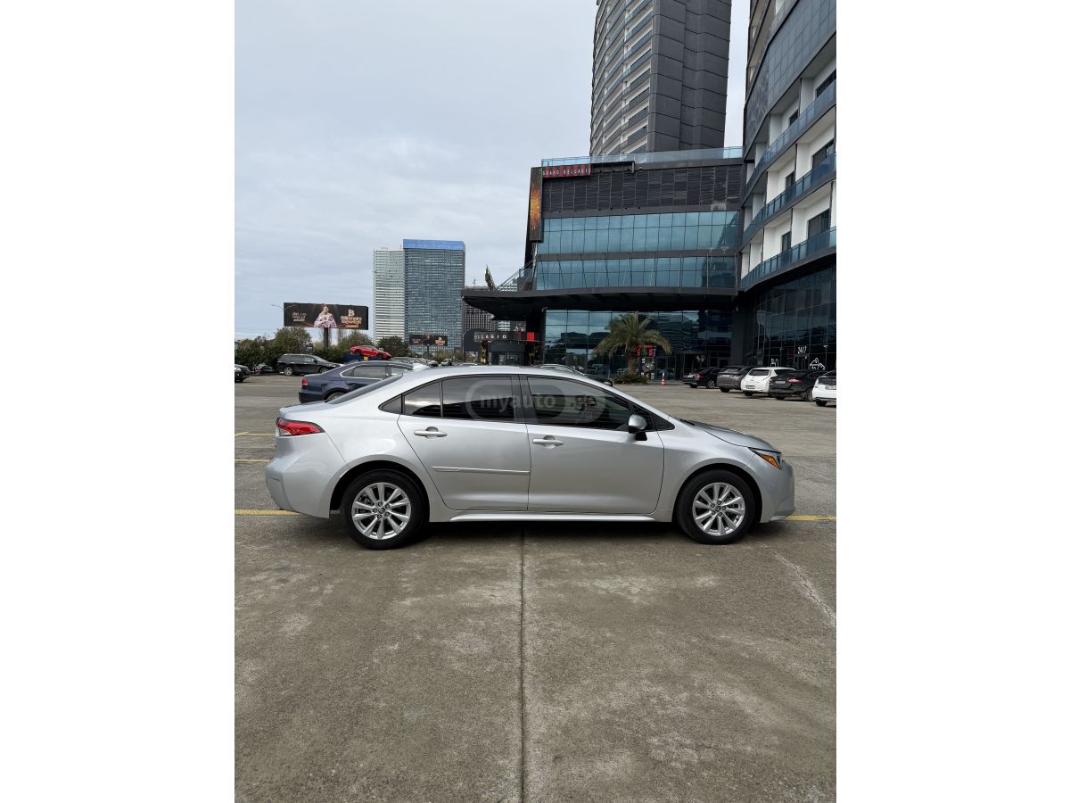 Toyota Corolla - фото 6